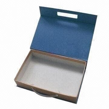 Cardboard shoe boxes